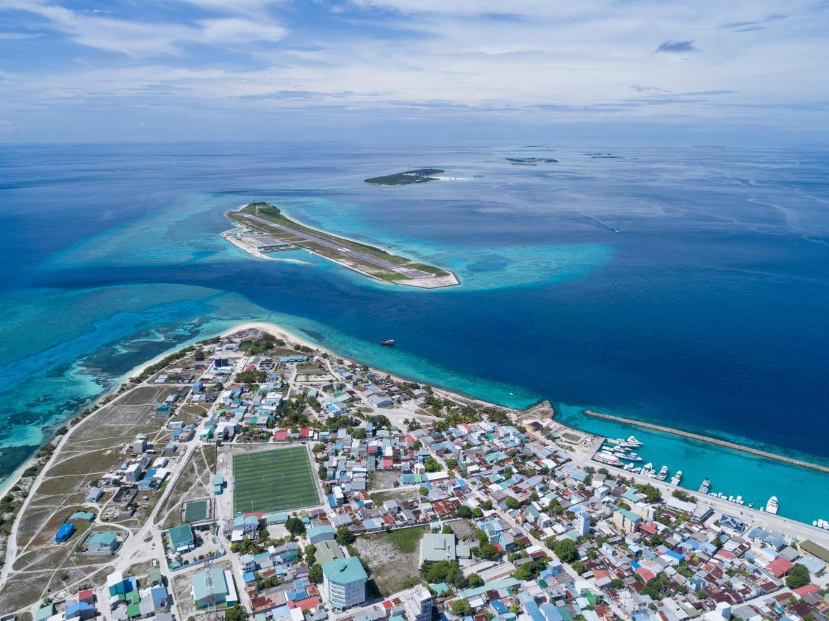 One The Island Hotel Naifaru Eksteriør billede