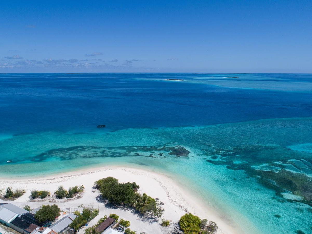 One The Island Hotel Naifaru Eksteriør billede