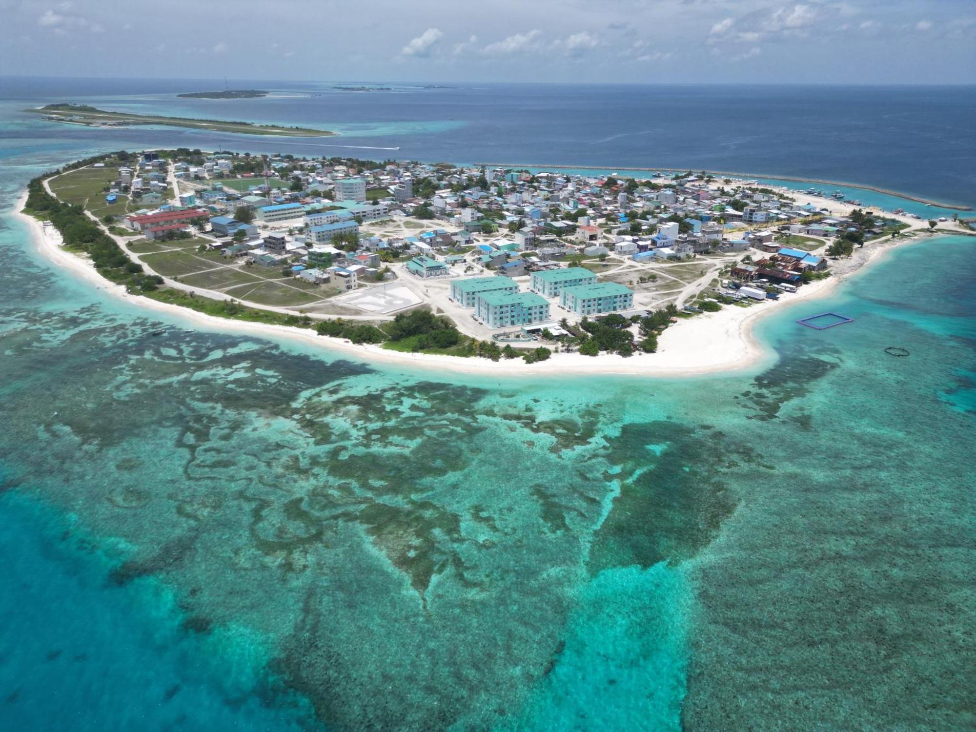 One The Island Hotel Naifaru Eksteriør billede